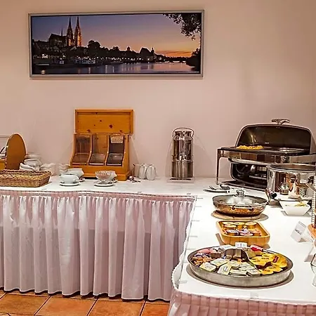 Ξενοδοχείο Aschenbrenner 3*